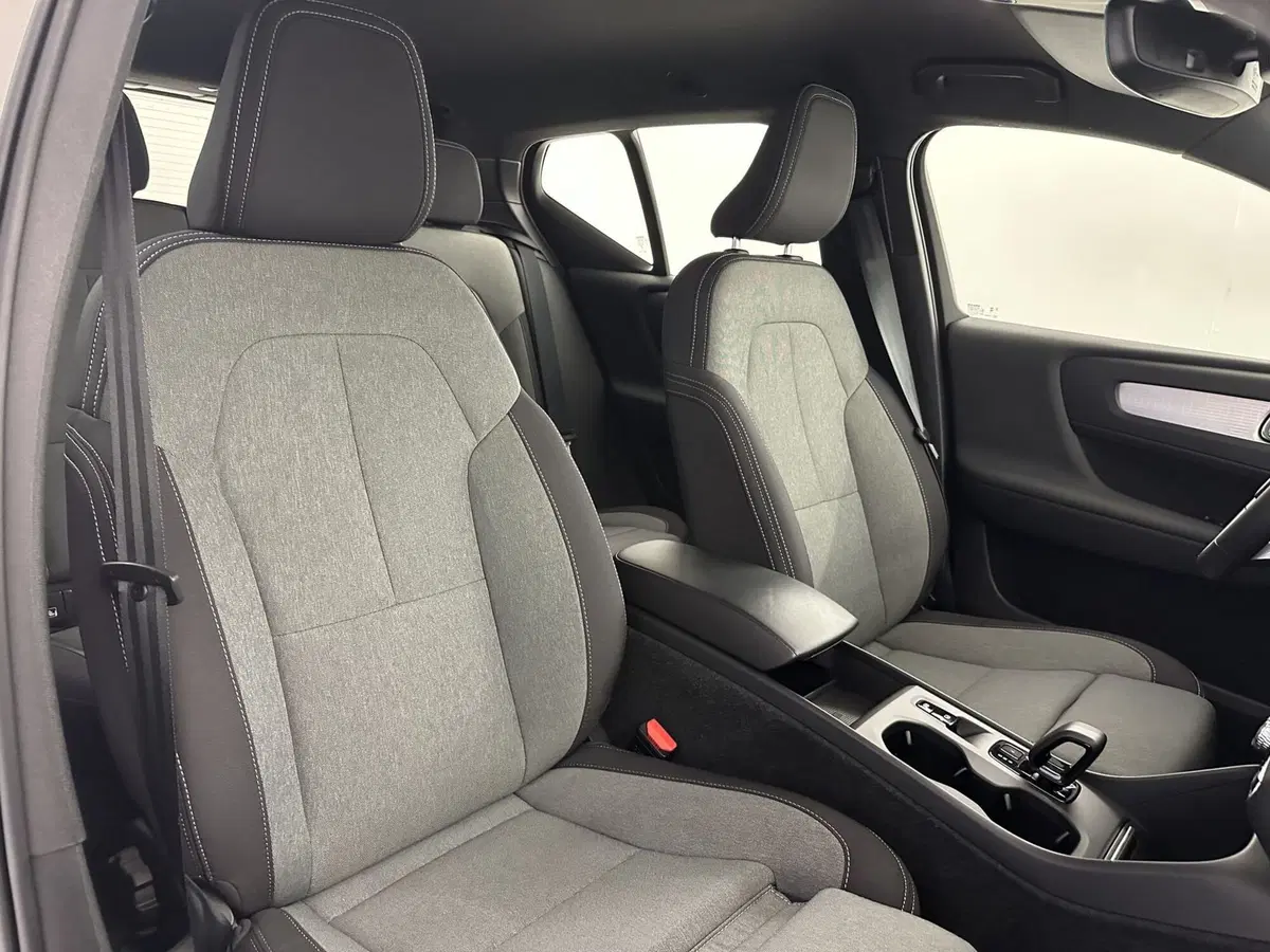Volvo XC40 usata a Bergamo (11)