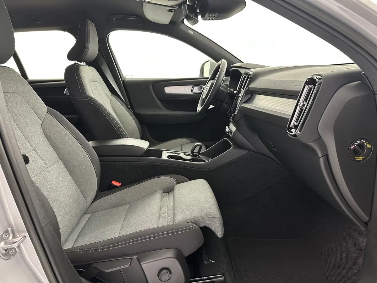 Volvo XC40 usata a Bergamo (3)