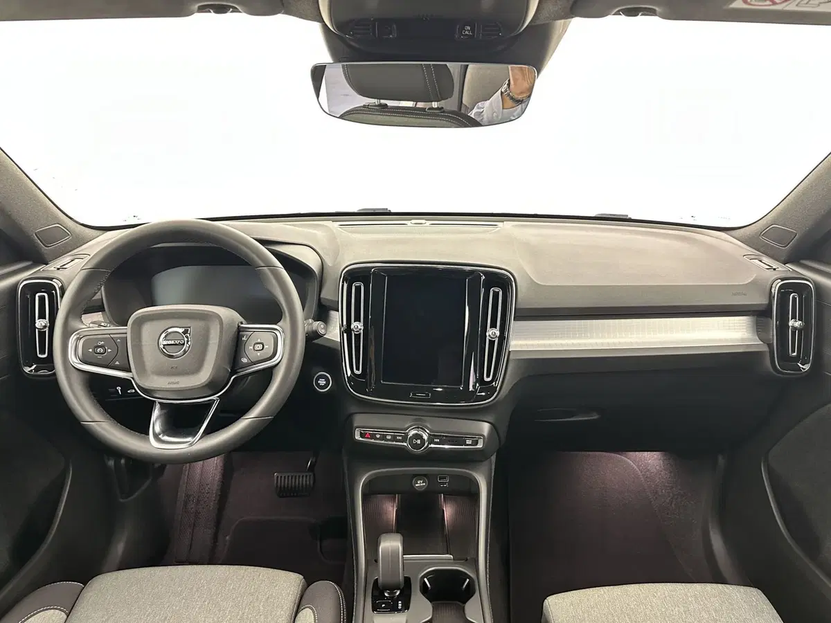 Volvo XC40 usata a Bergamo (4)