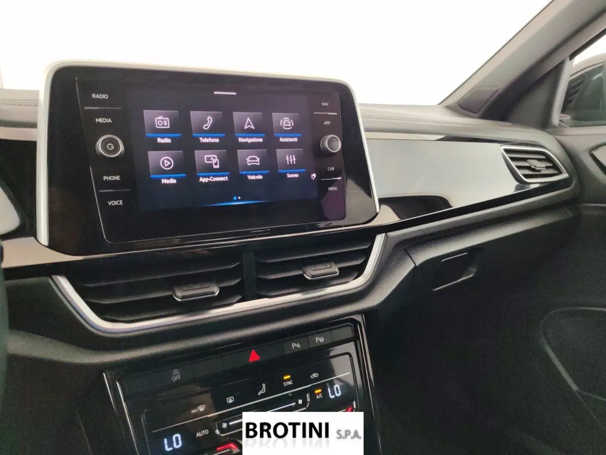 Volkswagen T-Roc usata a Massa-Carrara (12)