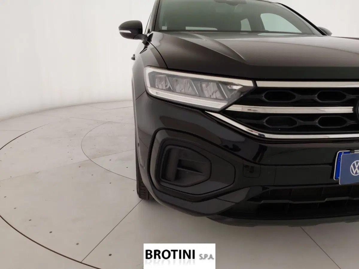 Volkswagen T-Roc usata a Massa-Carrara (5)