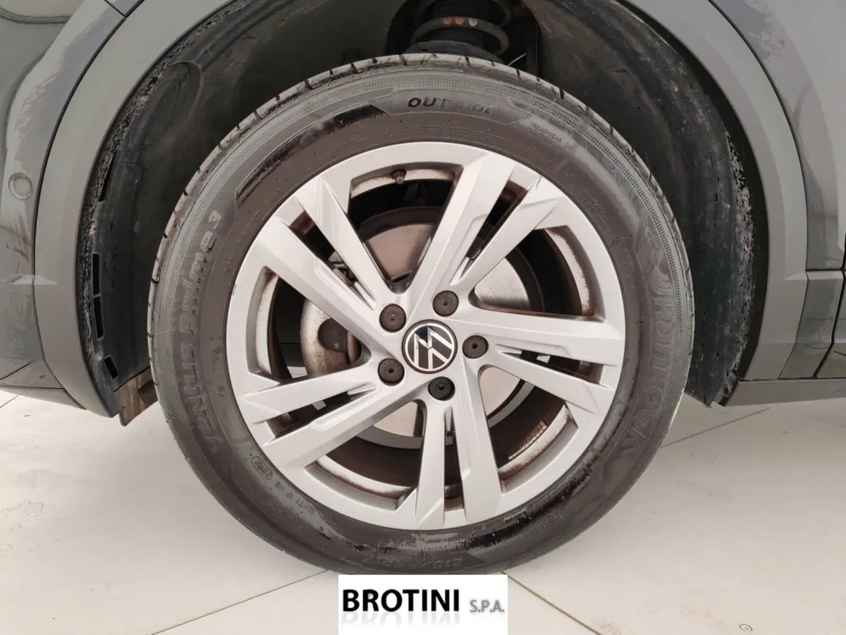 Volkswagen T-Roc usata a Massa-Carrara (6)
