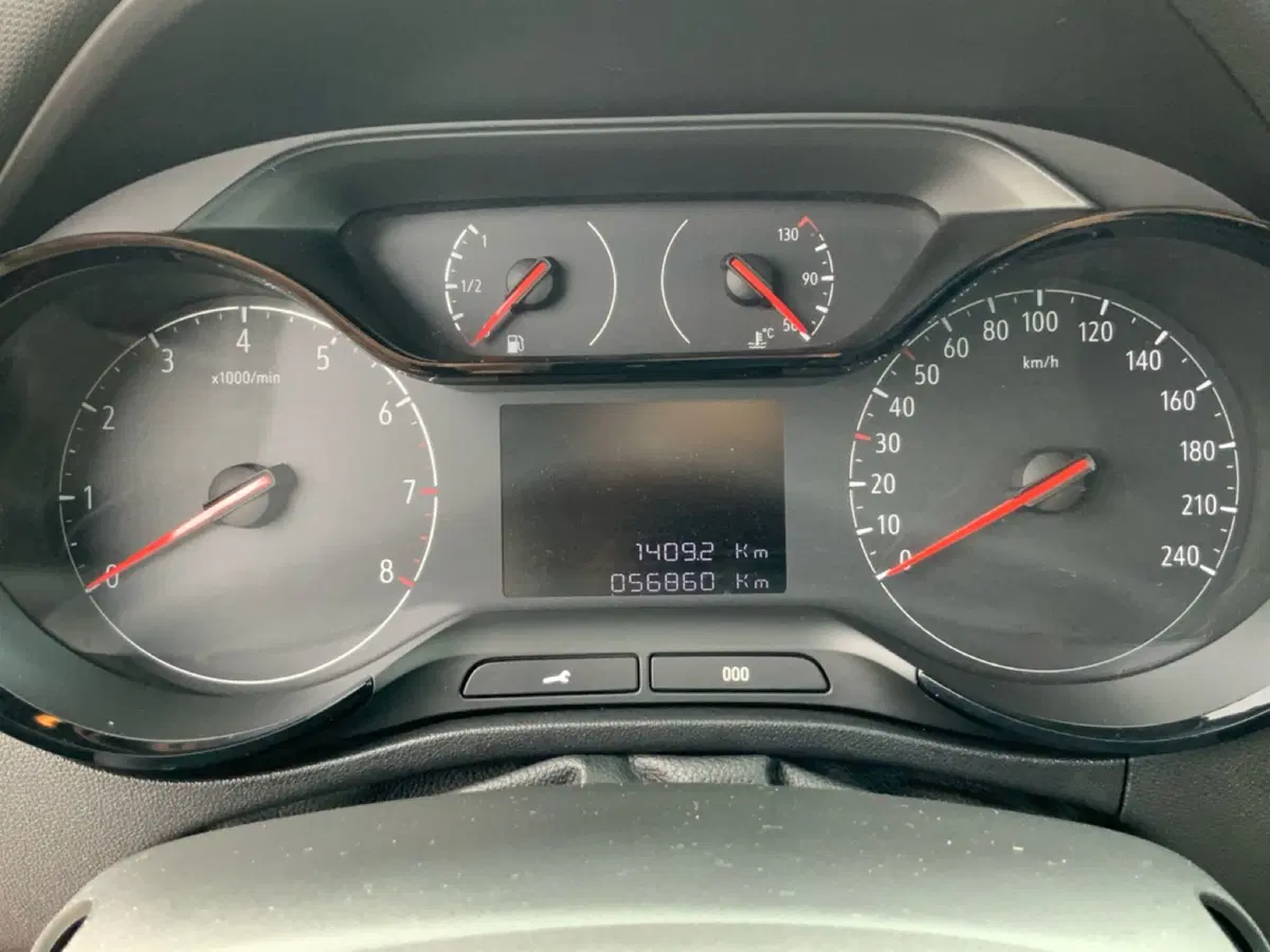Opel Crossland usata a Perugia (6)