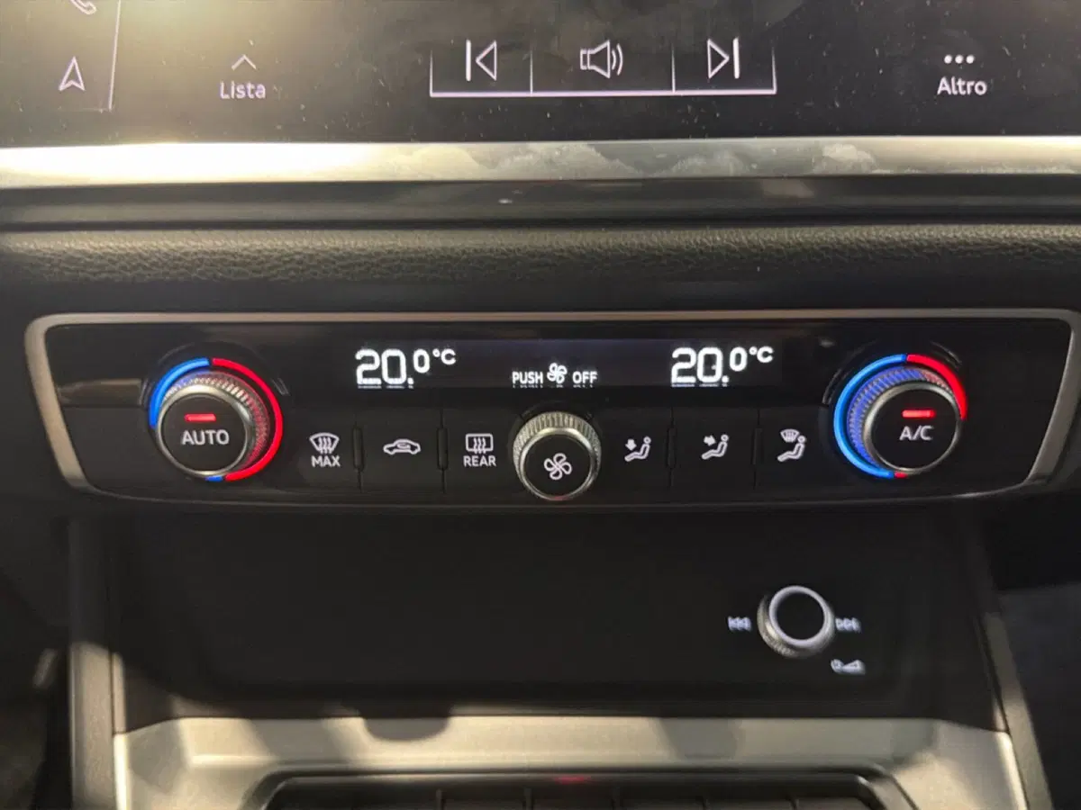 Audi Q3 usata a Napoli (15)