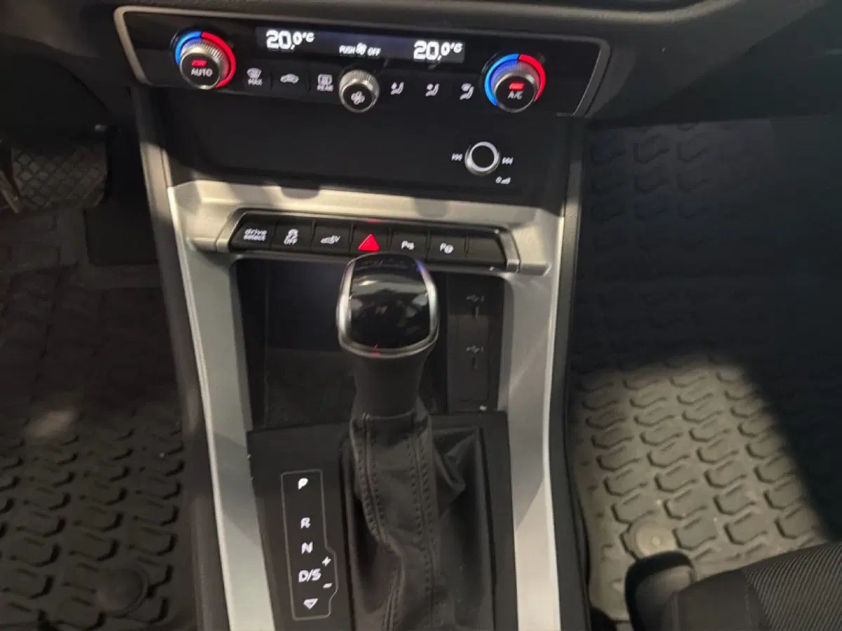 Audi Q3 usata a Napoli (16)