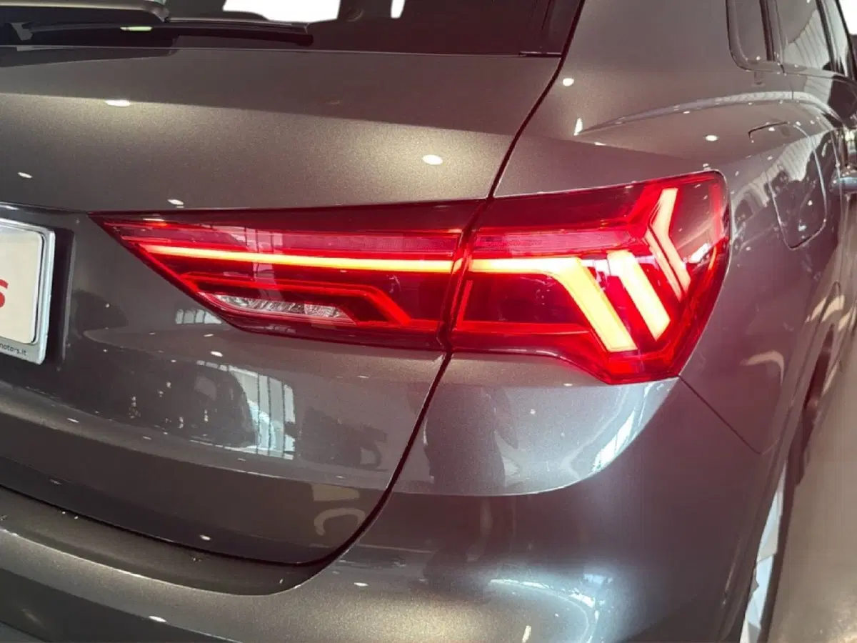Audi Q3 usata a Napoli (20)