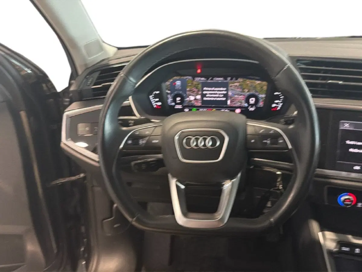 Audi Q3 usata a Napoli (9)
