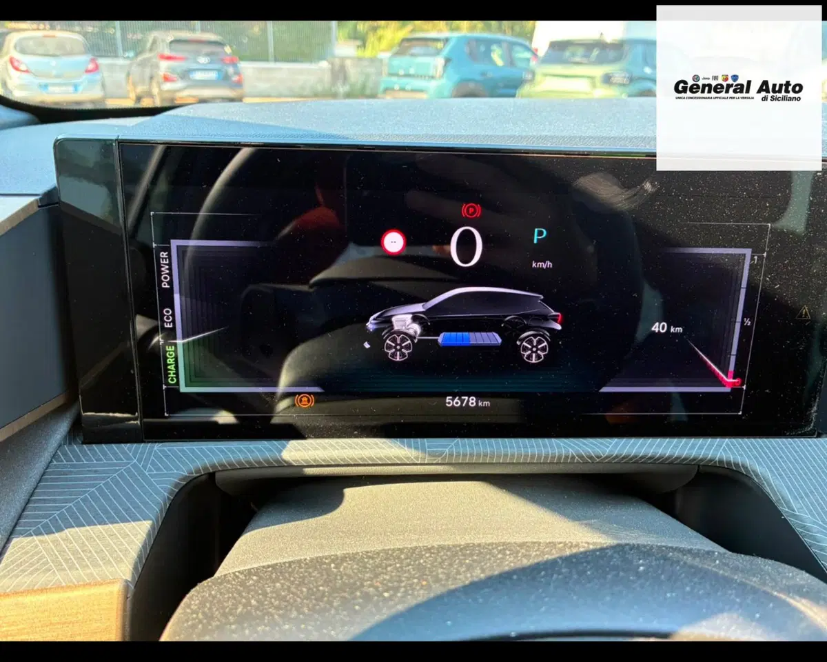 Lancia Ypsilon usata a Lucca (13)