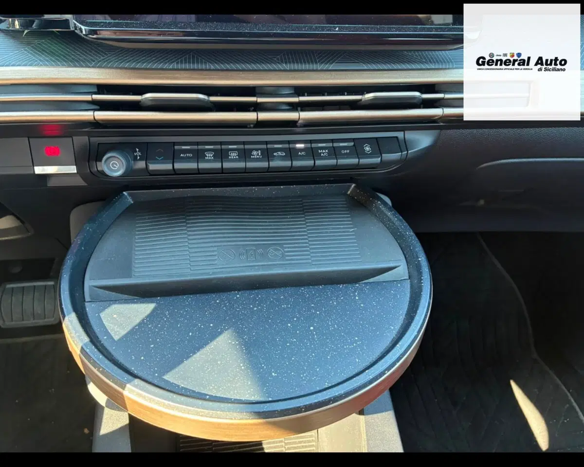 Lancia Ypsilon usata a Lucca (16)