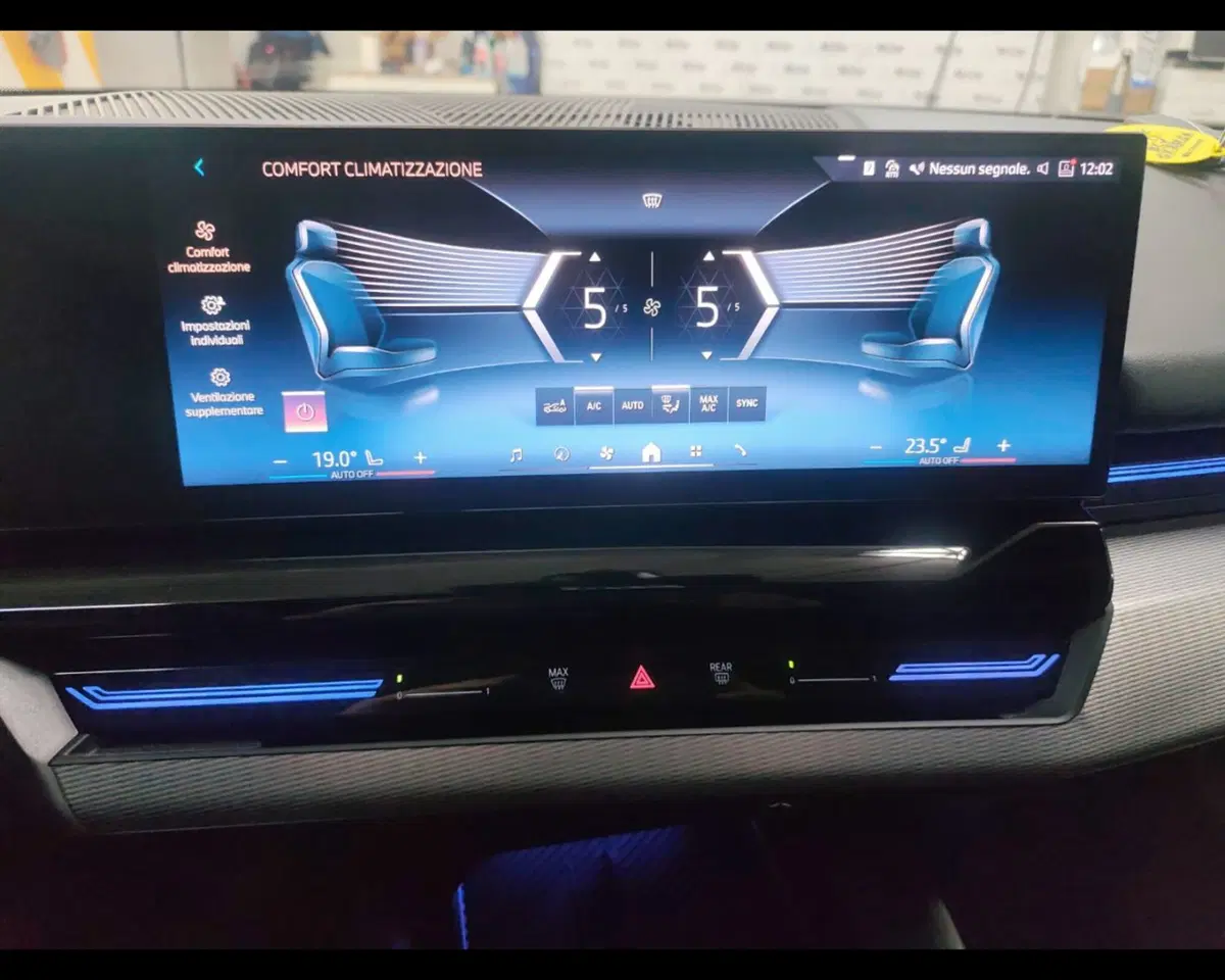 BMW Serie 5 Touring usata a Caserta (14)