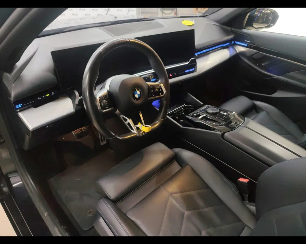 BMW Serie 5 Touring usata a Caserta (19)