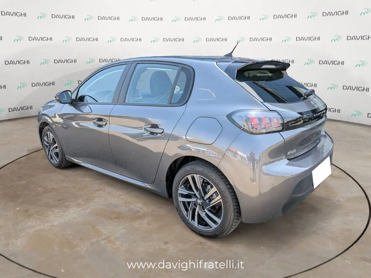Peugeot 208 usata a Parma (3)