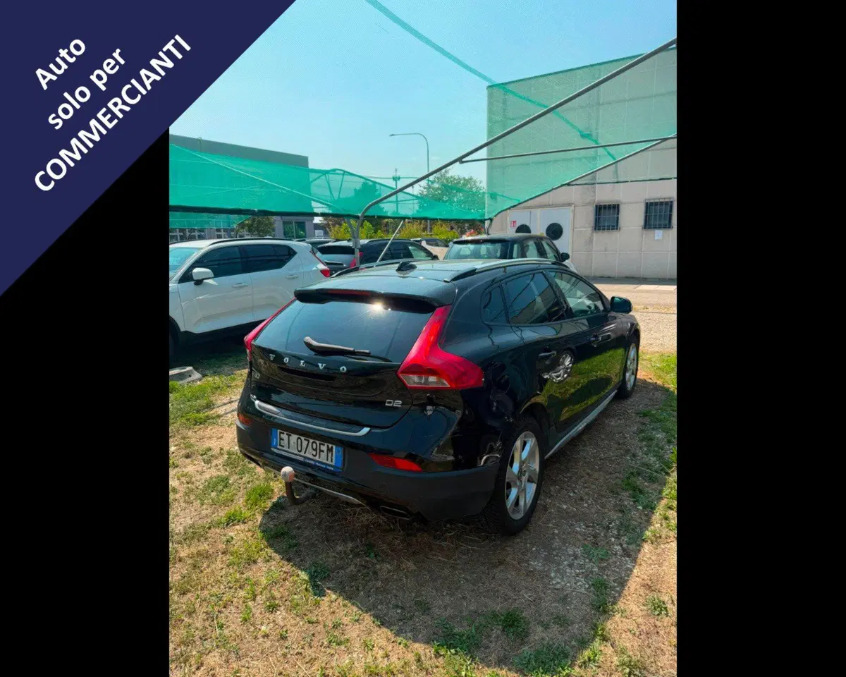 Volvo V40 Cross Country usata a Bologna (16)