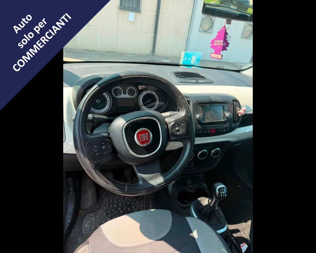 Fiat 500L usata a Bologna (17)