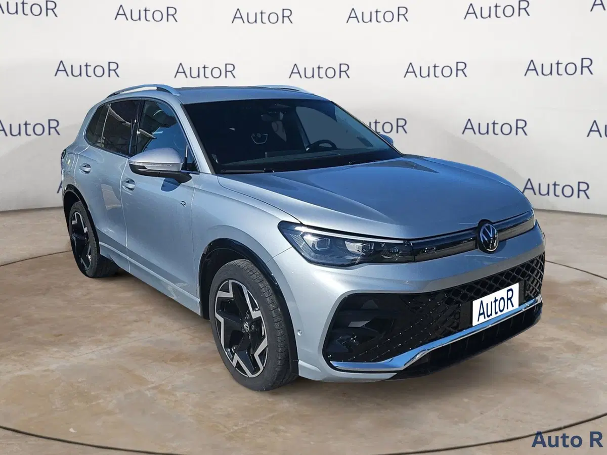 Volkswagen Tiguan usata a Potenza (4)
