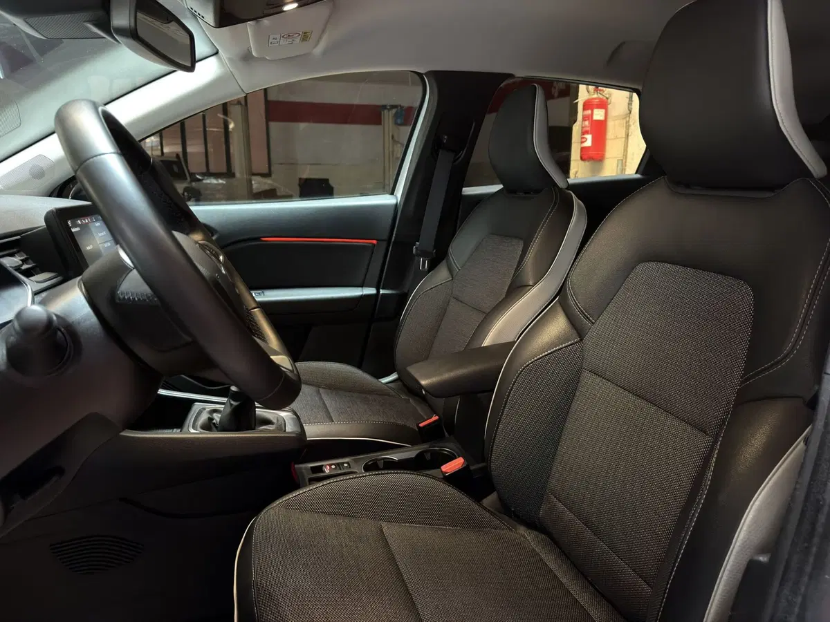 Renault Captur usata a Milano (17)