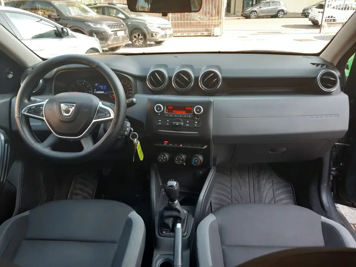 Dacia Duster usata a Firenze (9)