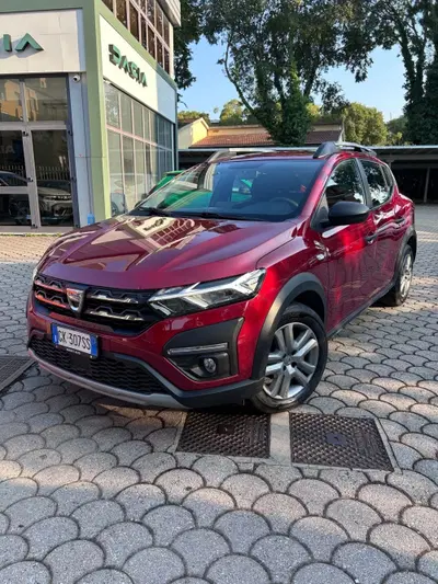 Dacia Sandero Stepway 1.0 TCe ECO-G Essential del 2022 usata a Firenze