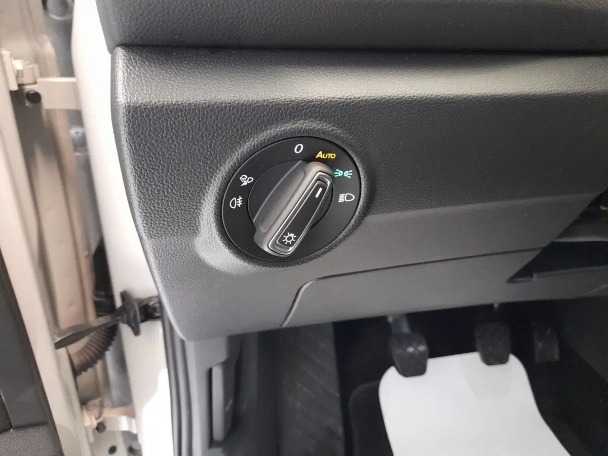 Volkswagen T-Roc usata a Bologna (10)