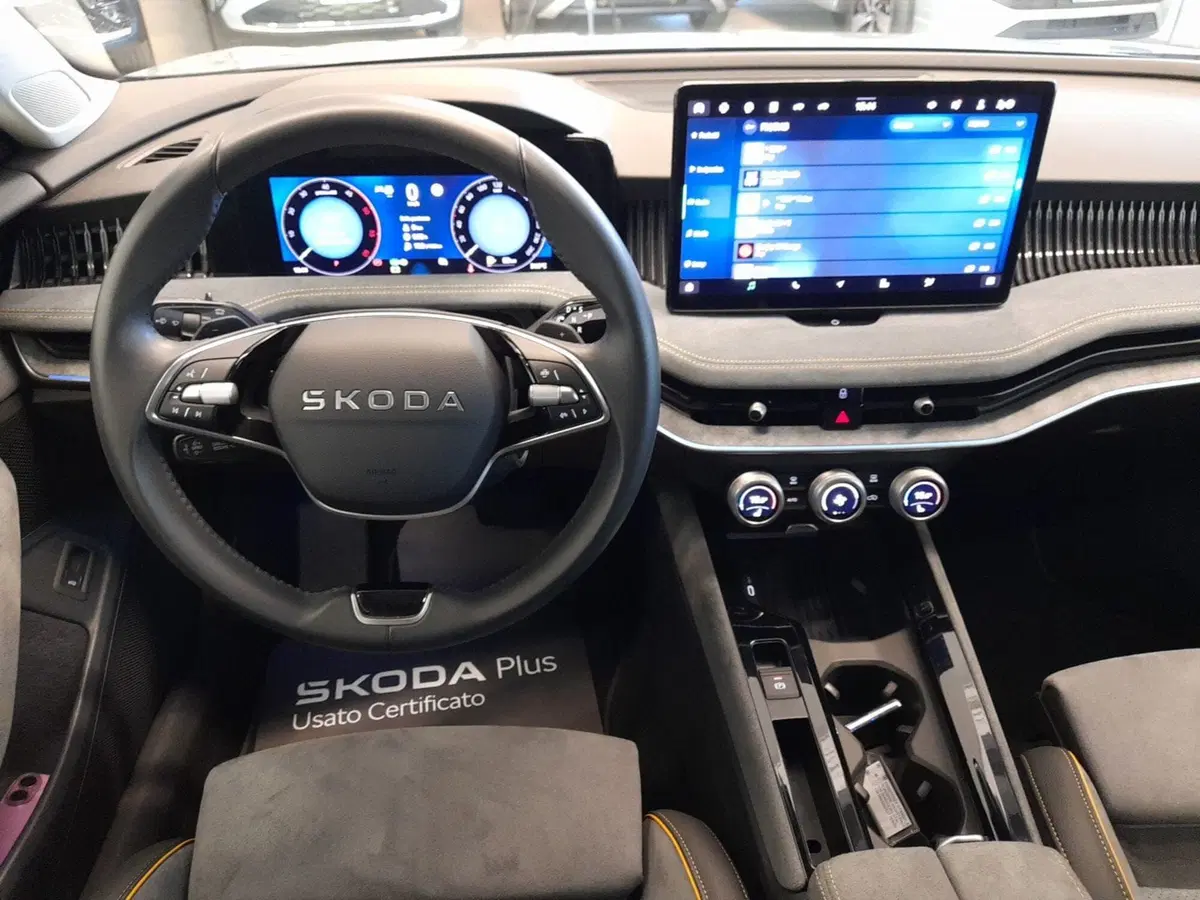 Skoda Superb usata a Bologna (16)