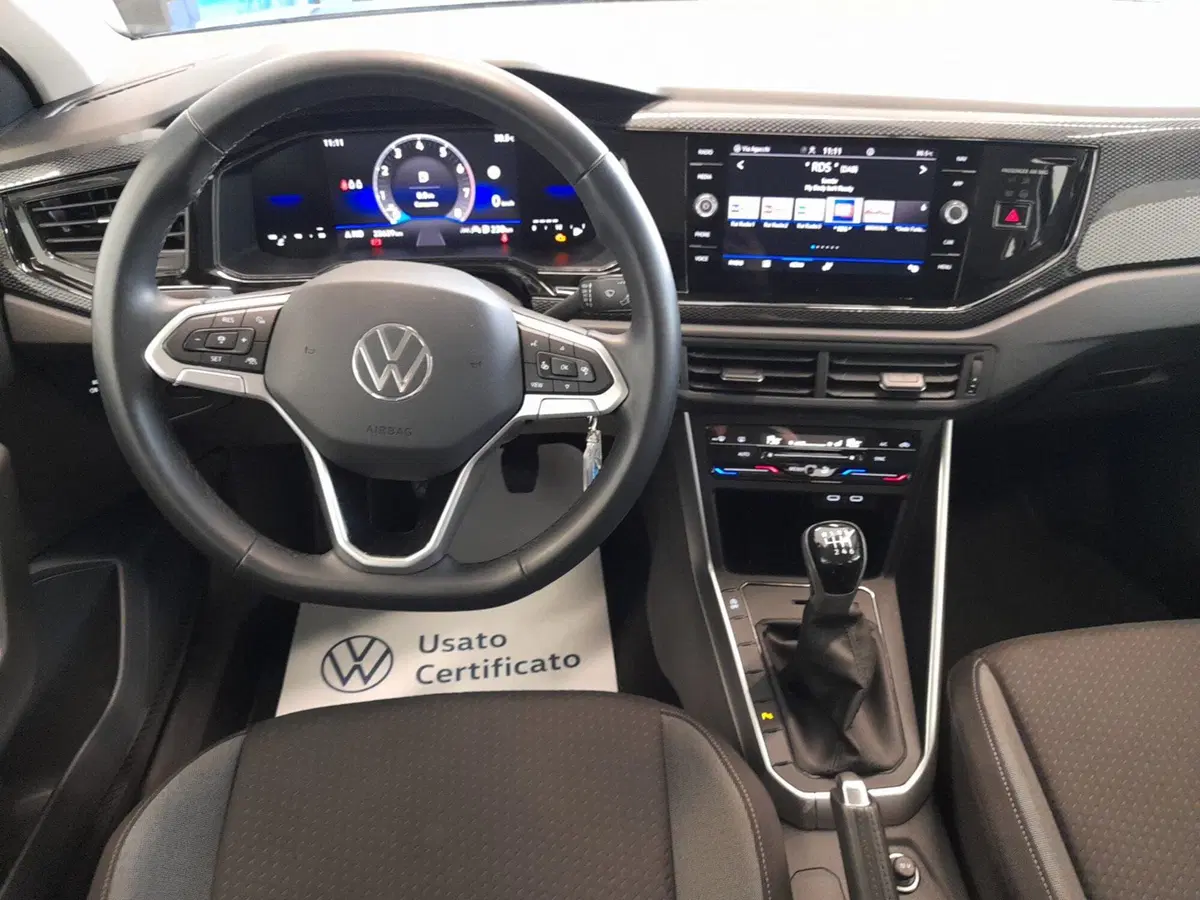 Volkswagen Taigo usata a Bologna (17)