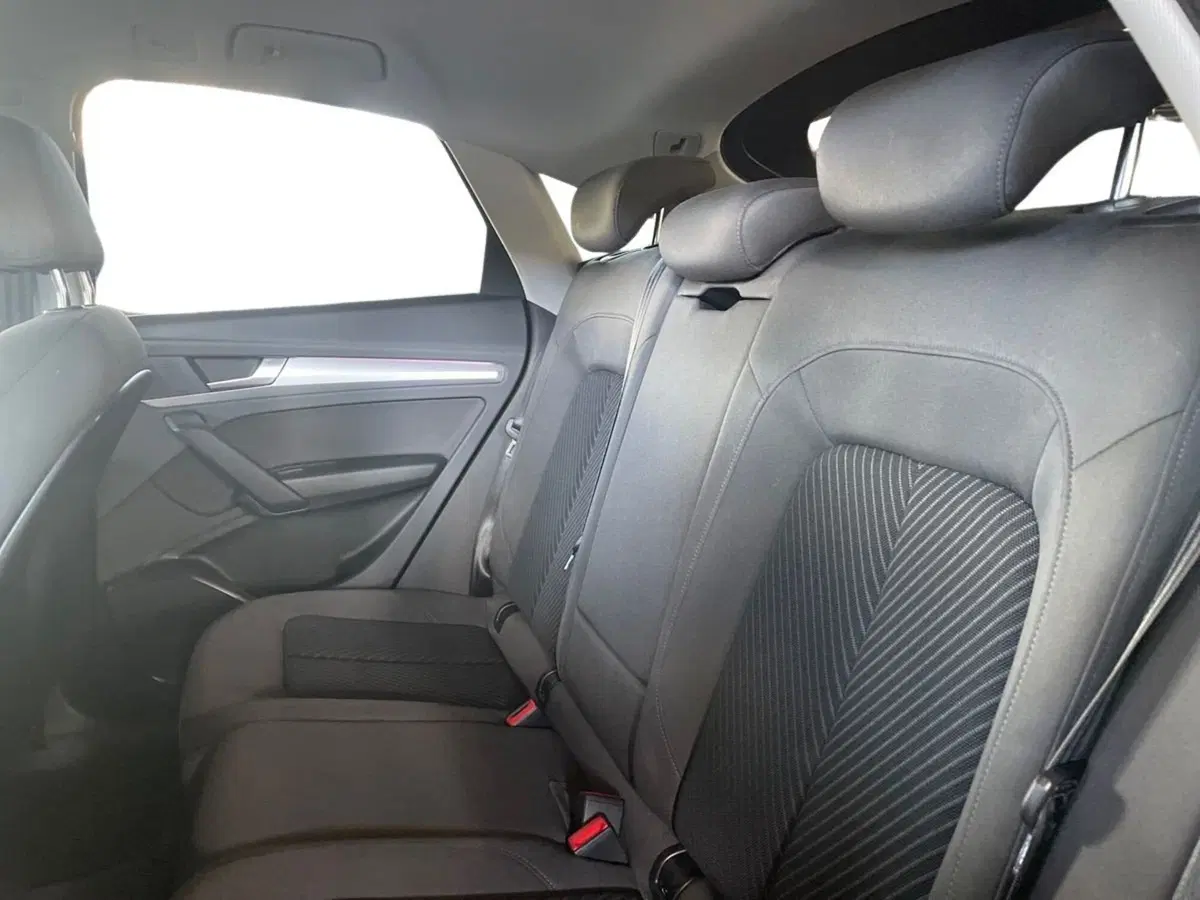 Audi Q5 Sportback usata a Prato (12)