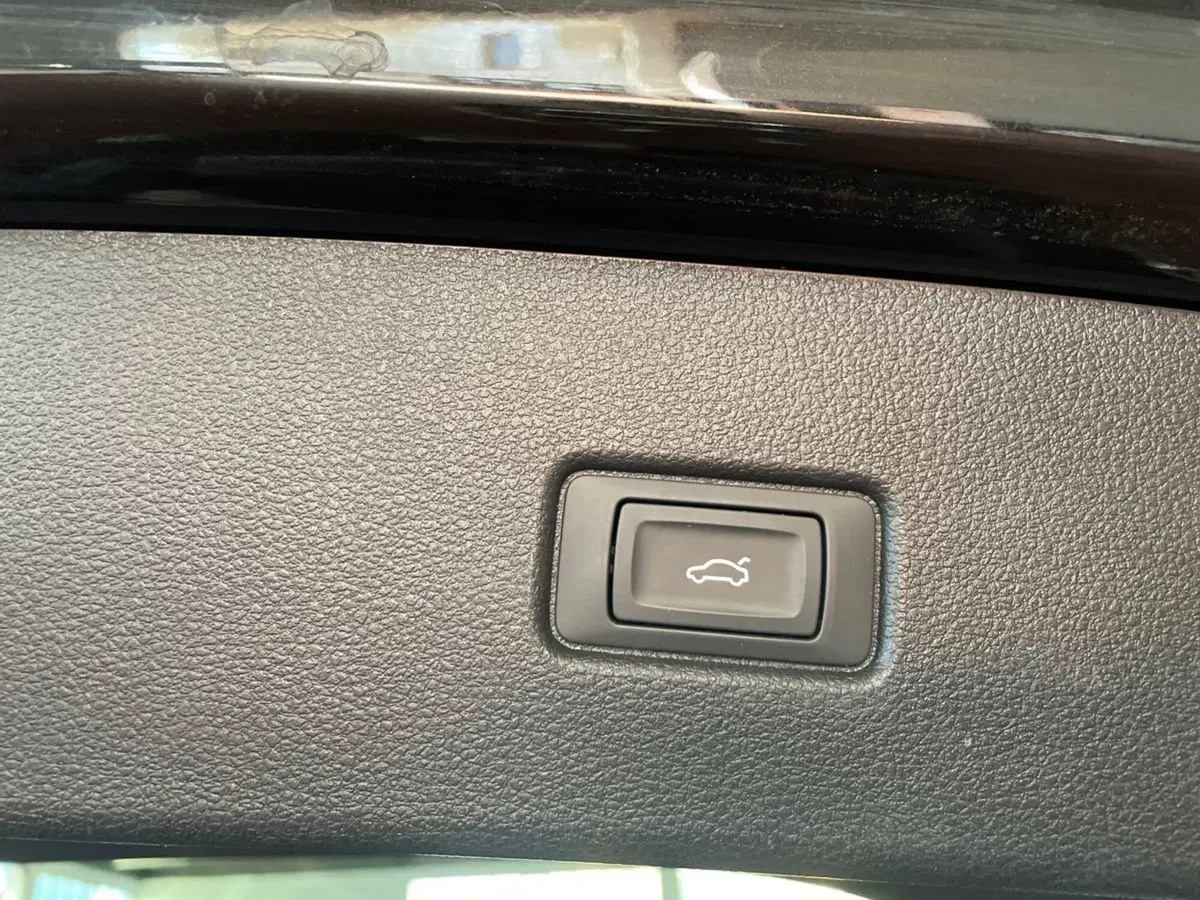 Audi Q5 Sportback usata a Prato (16)