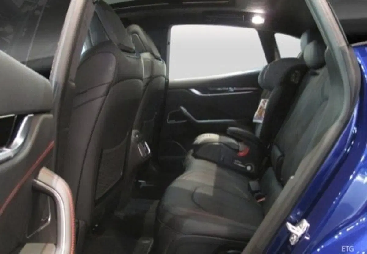 Maserati Levante usata a Salerno (10)
