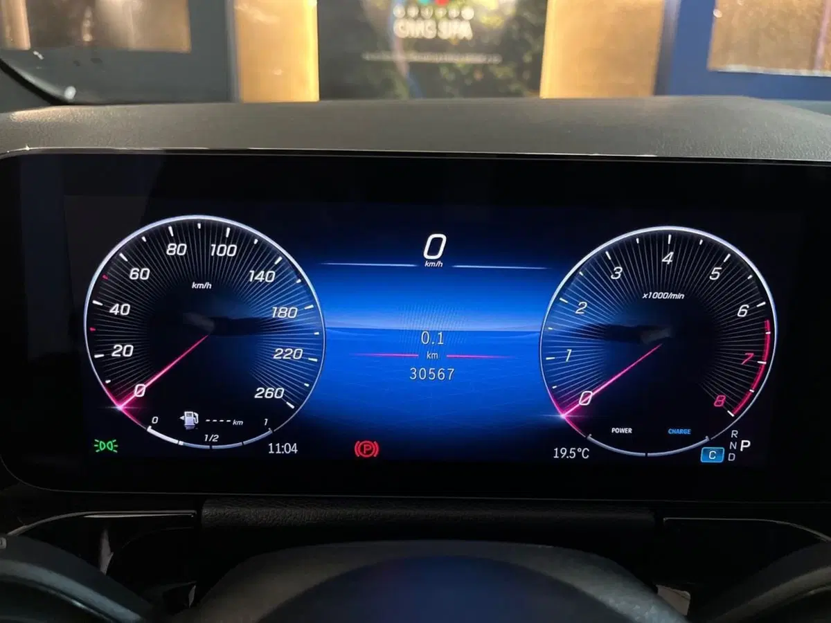 Mercedes-Benz GLA SUV usata a Firenze (13)