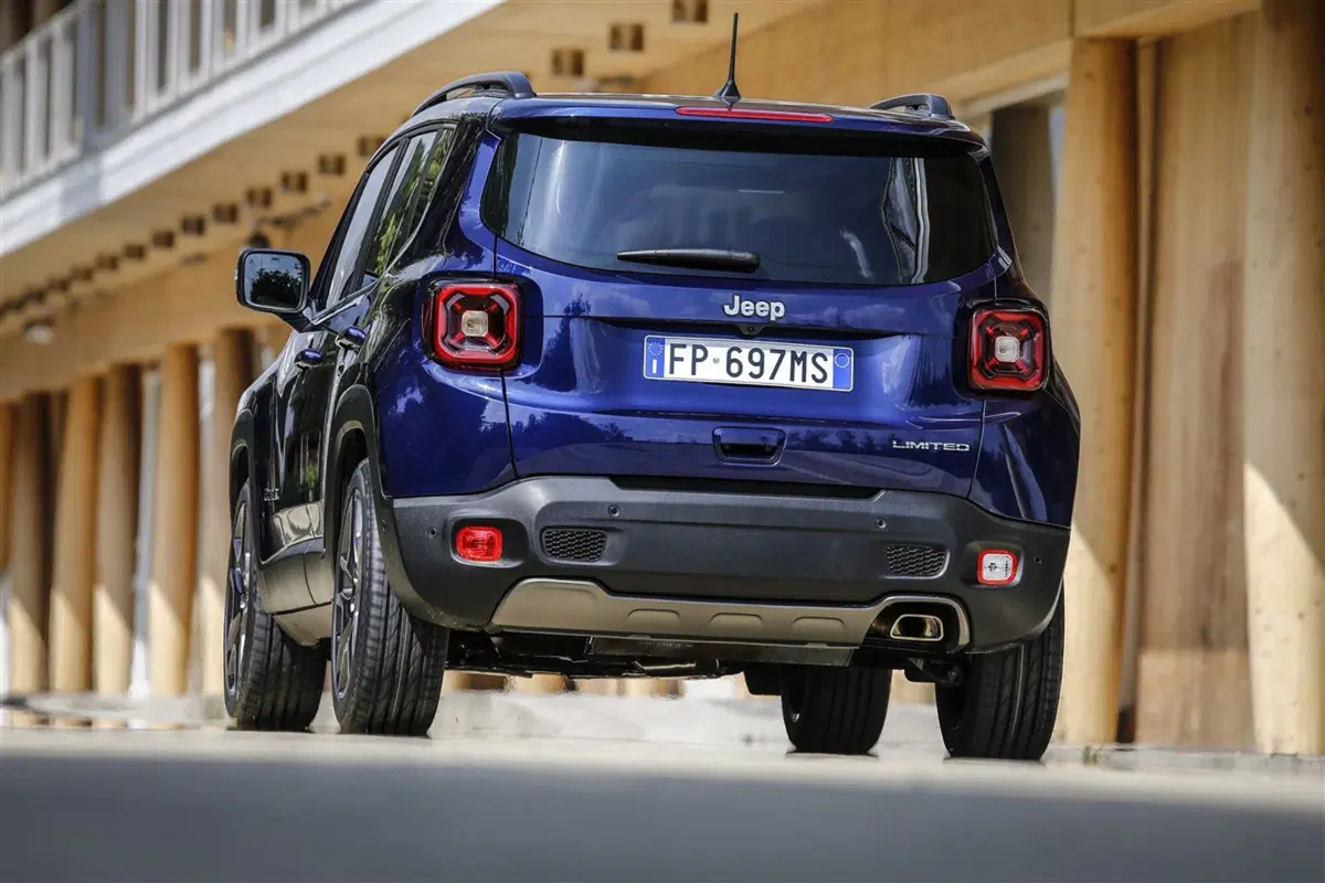 Jeep Renegade usata a Salerno (8)