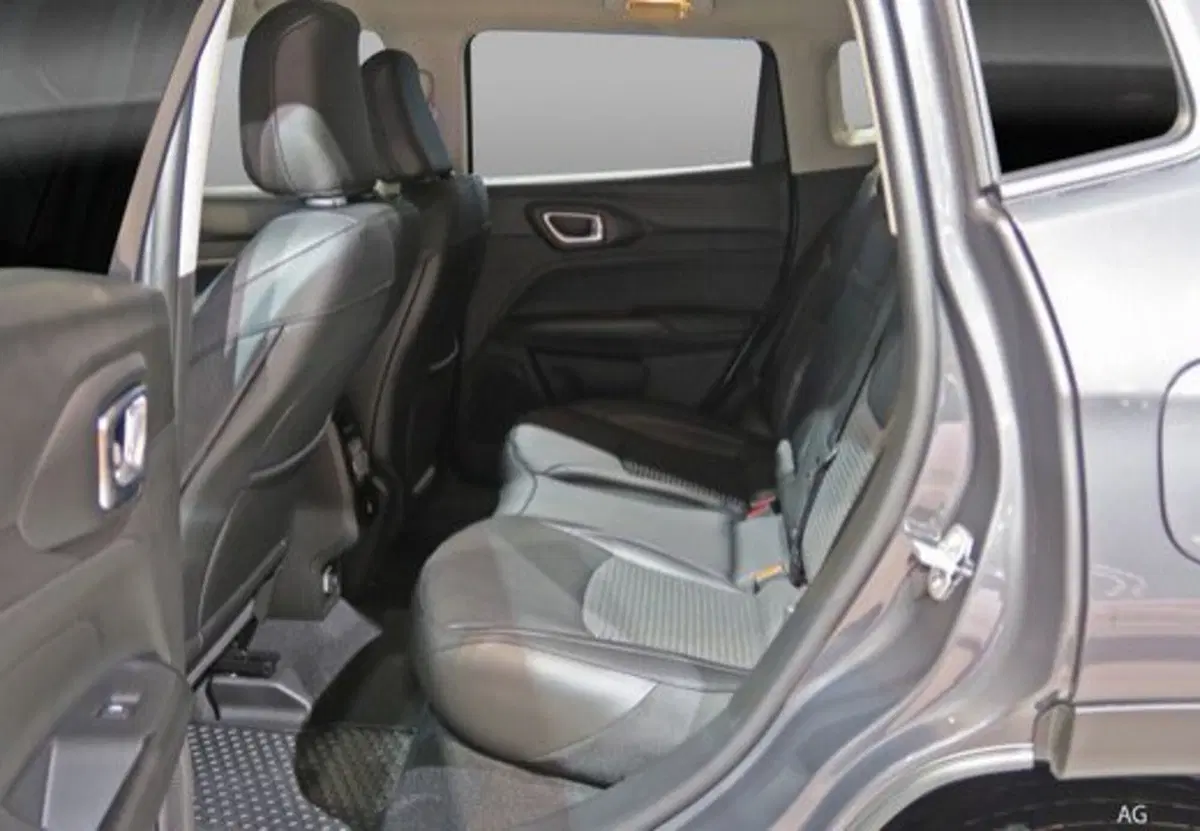 Jeep Compass usata a Salerno (17)