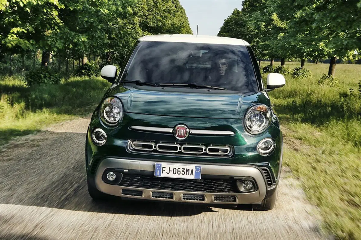 Fiat 500L usata a Salerno (8)