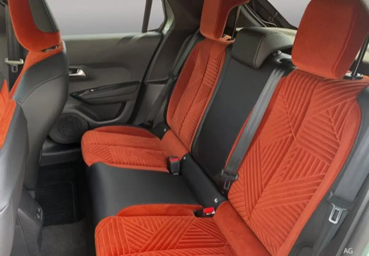 Lancia Ypsilon usata a Salerno (11)