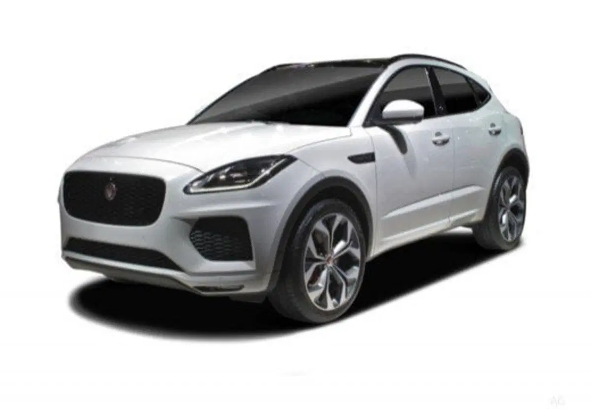 Jaguar E-Pace usata a Salerno (3)