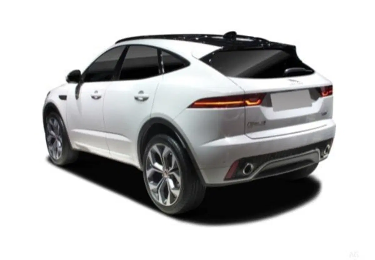 Jaguar E-Pace usata a Salerno (4)