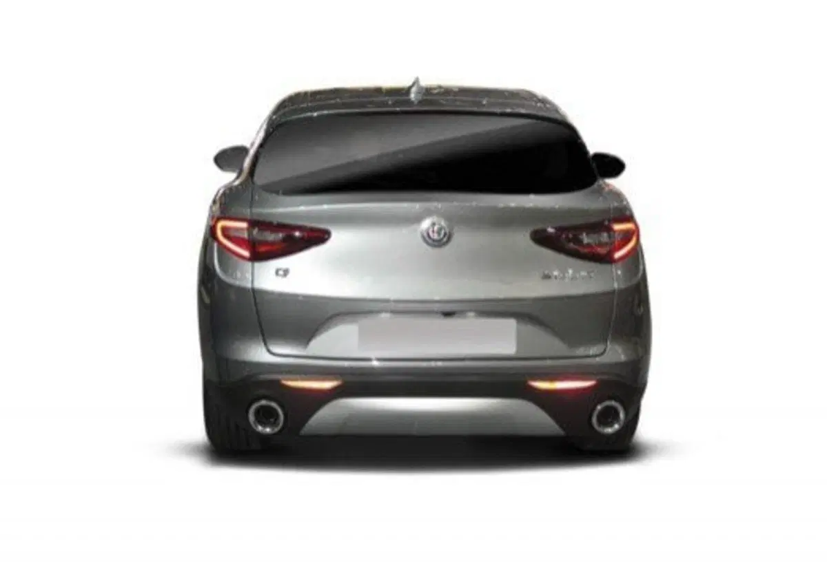 Alfa Romeo Stelvio usata a Salerno (15)