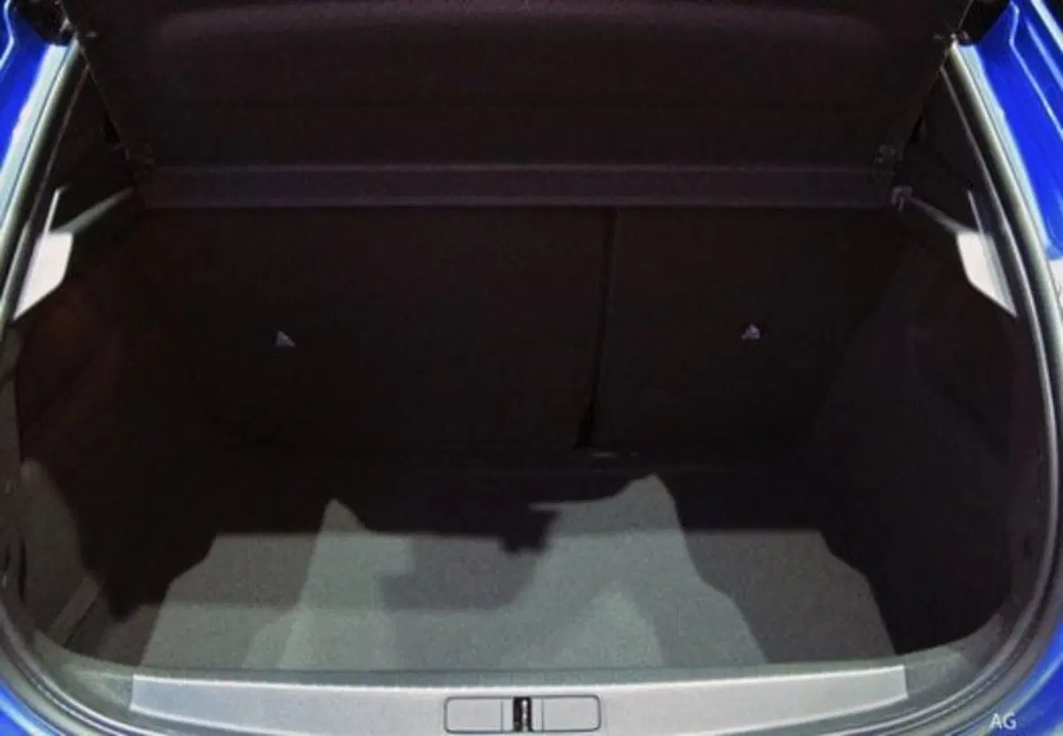 Peugeot 208 usata a Salerno (19)