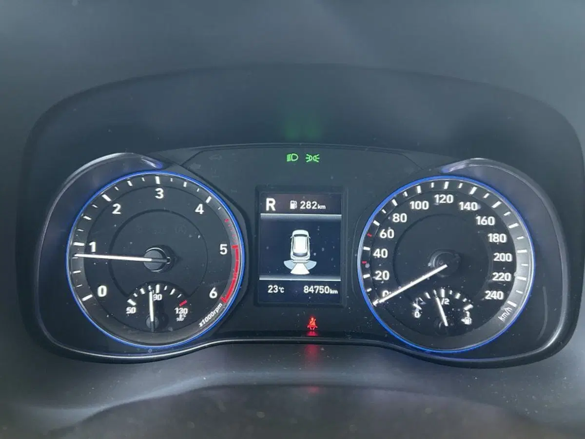 Hyundai Kona usata a Cuneo (20)