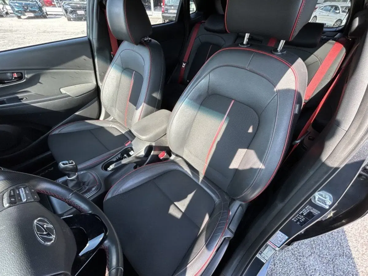 Hyundai Kona usata a Cuneo (7)