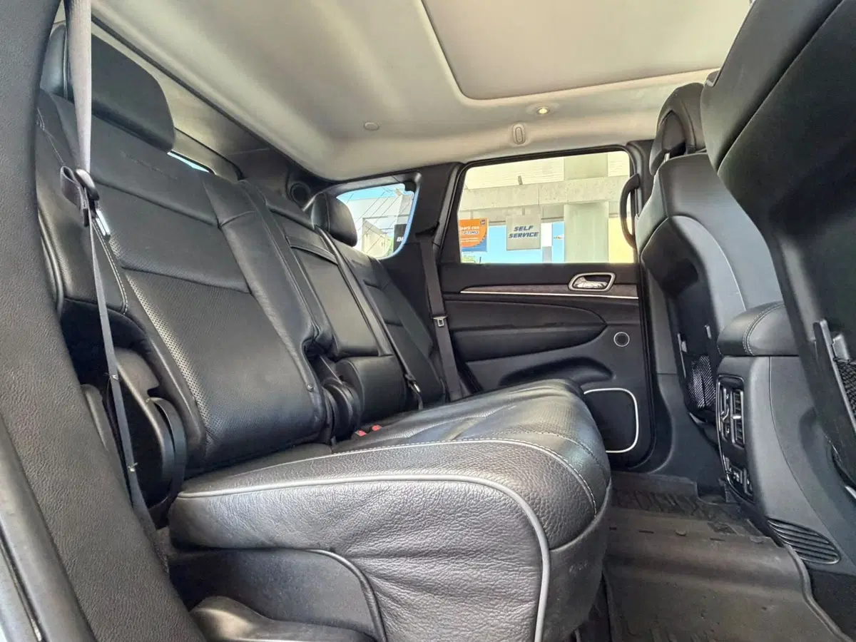 Jeep Grand Cherokee usata a Ancona (16)