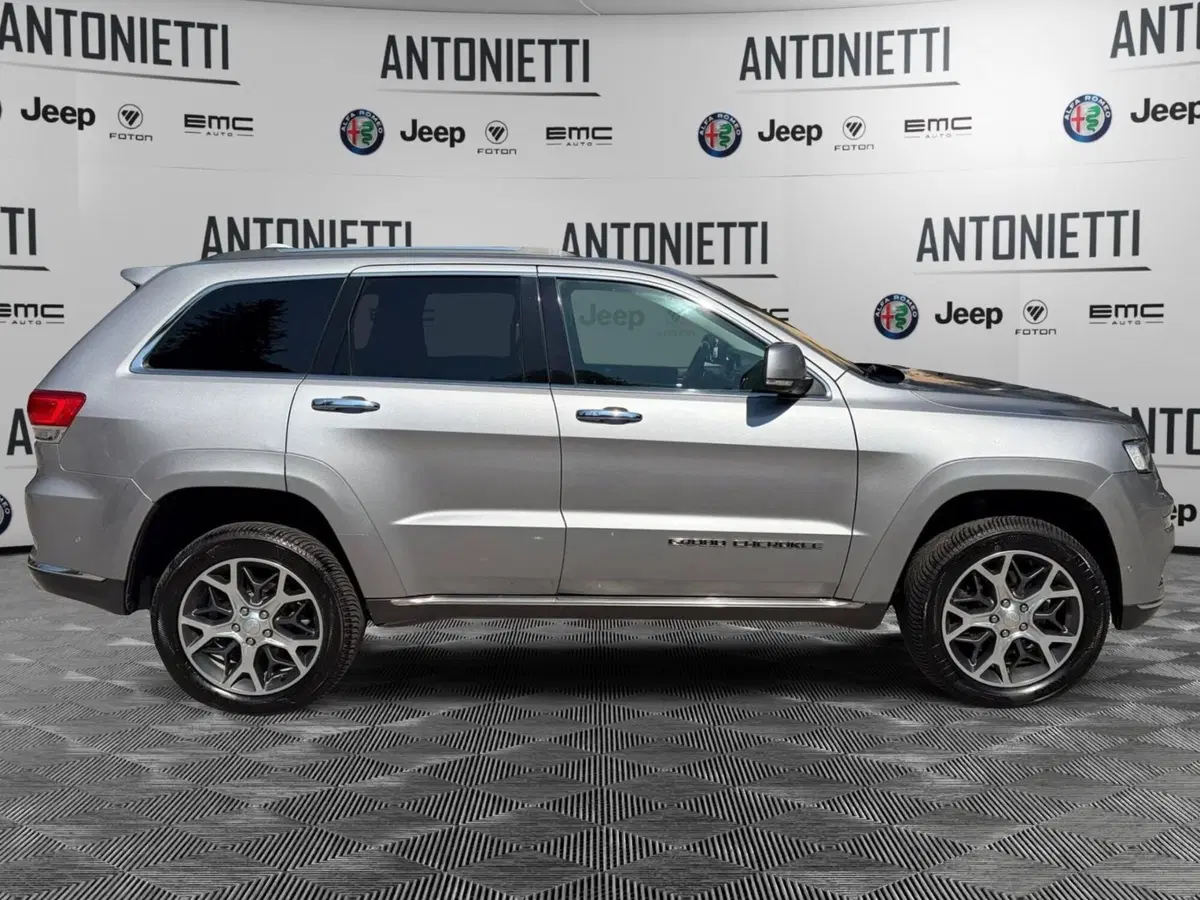 Jeep Grand Cherokee usata a Ancona (4)