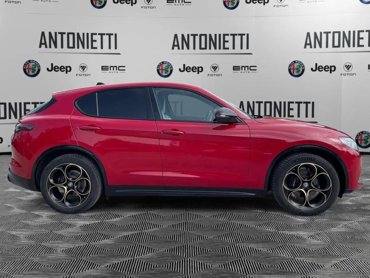 Alfa Romeo Stelvio usata a Ancona (4)