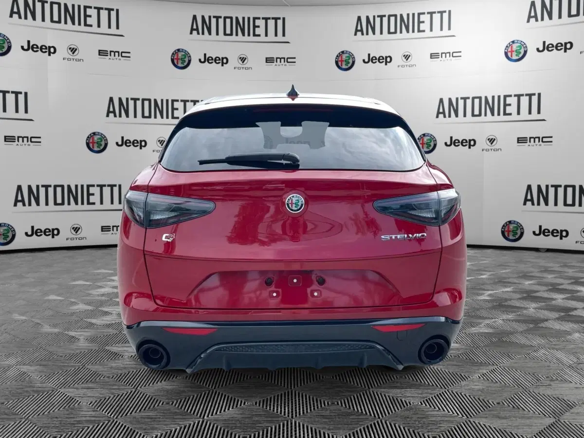 Alfa Romeo Stelvio usata a Ancona (6)