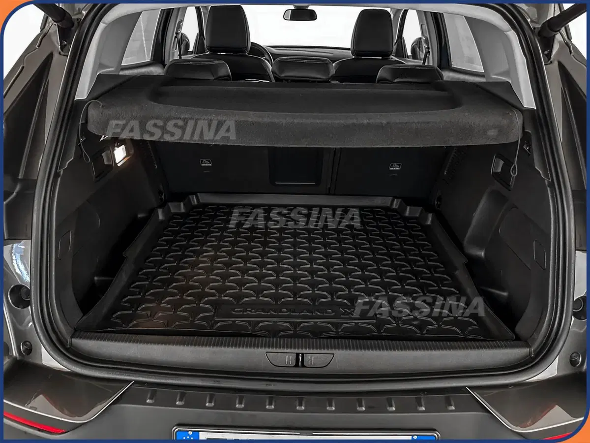 Opel Grandland X usata a Milano (12)
