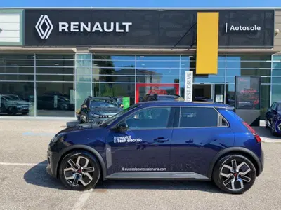 Renault Renault 5 Techno comfort range 150cv del 2026 usata a Dolce'