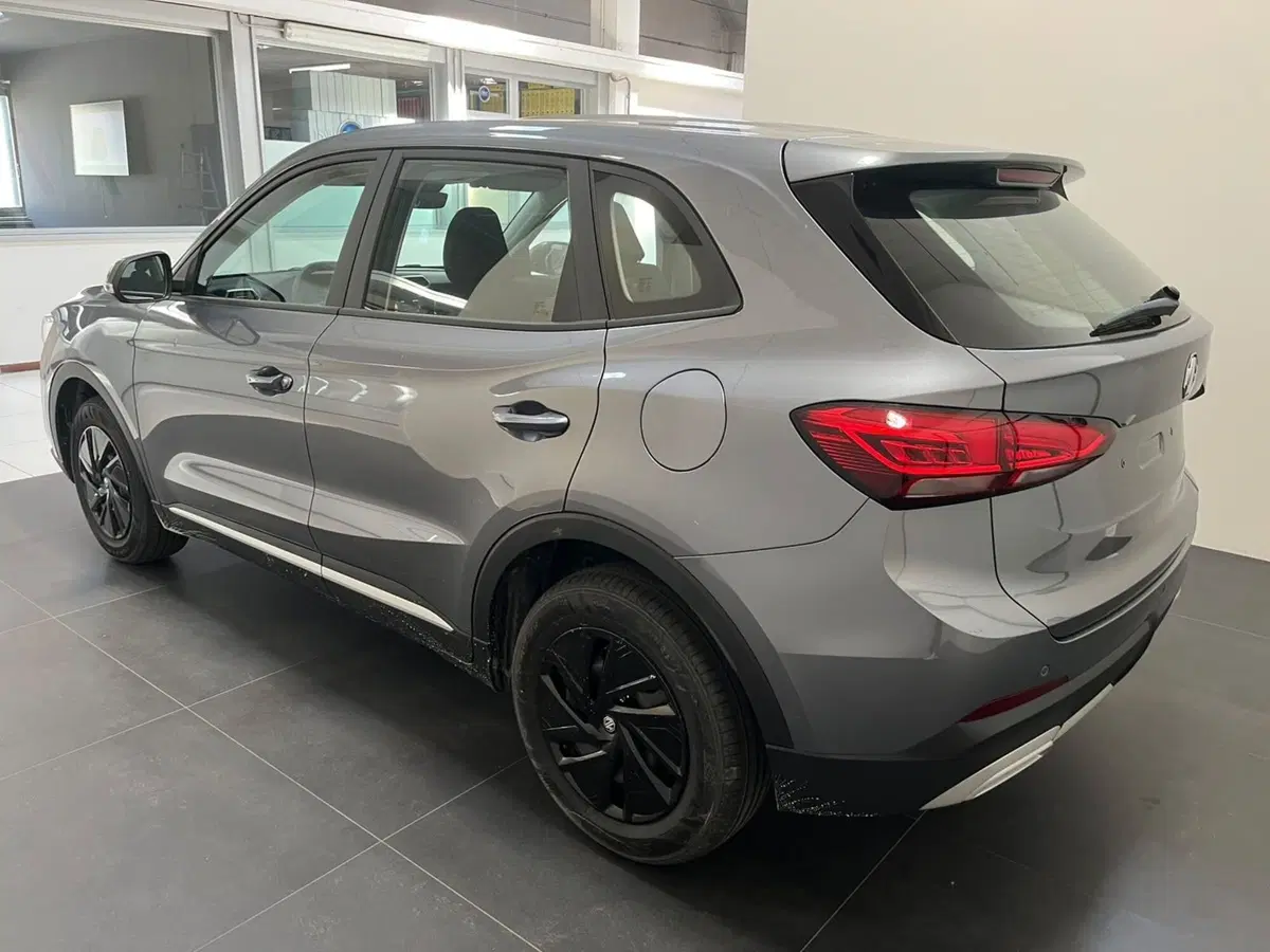 Mg ZS nuova a Lucca (7)