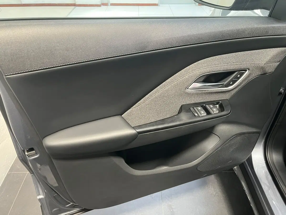 Mg ZS nuova a Lucca (9)