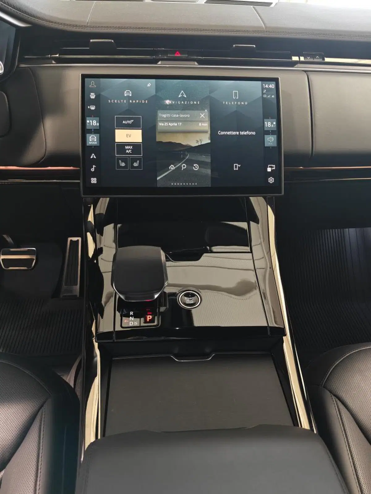 Land Rover Range Rover Sport usata a Venezia (16)