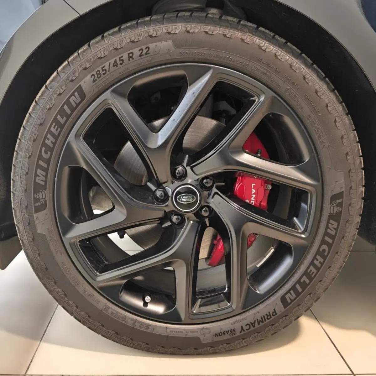 Land Rover Range Rover Sport usata a Venezia (9)