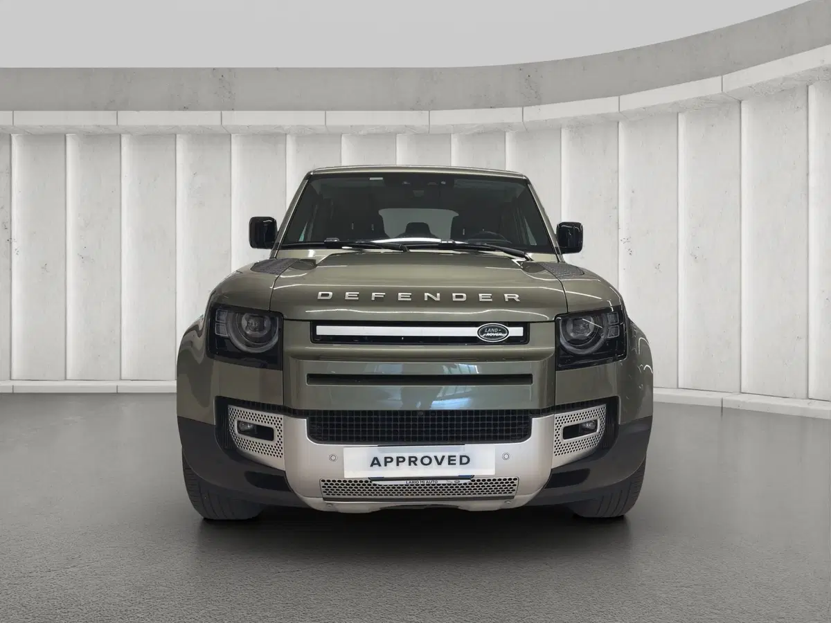 Land Rover Defender usata a Milano (8)